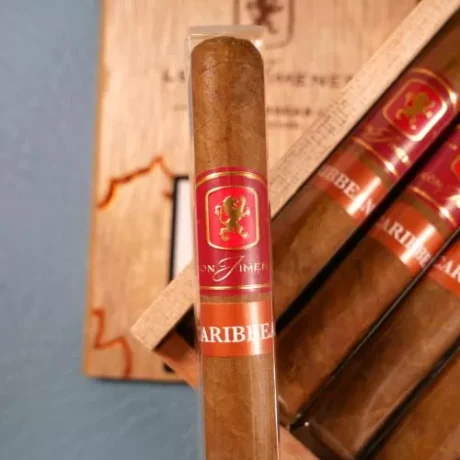 Buy León Jimenes Petit Corona Caribbean (Rum)